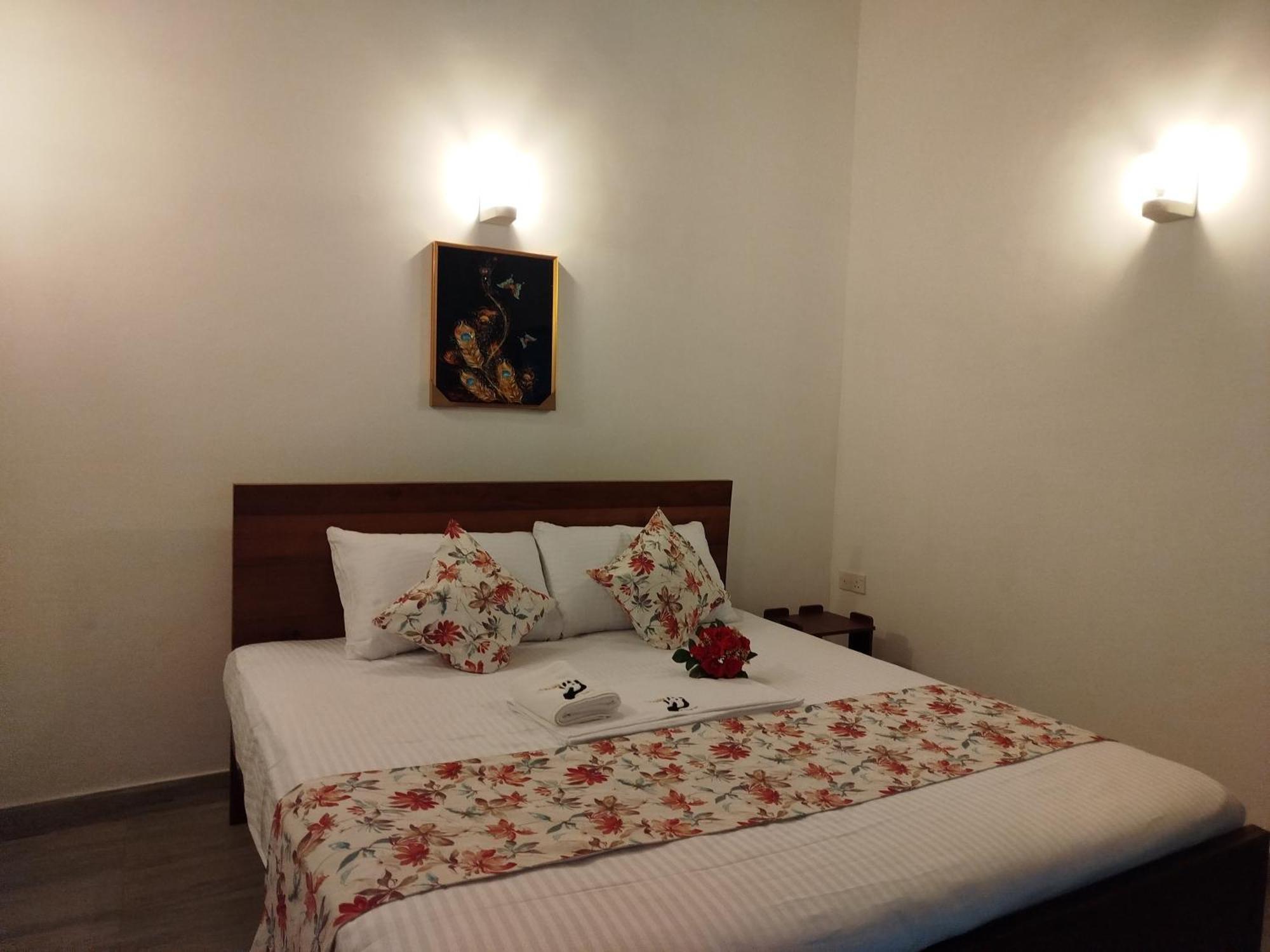 Elzangi Hotel Negombo Exterior photo