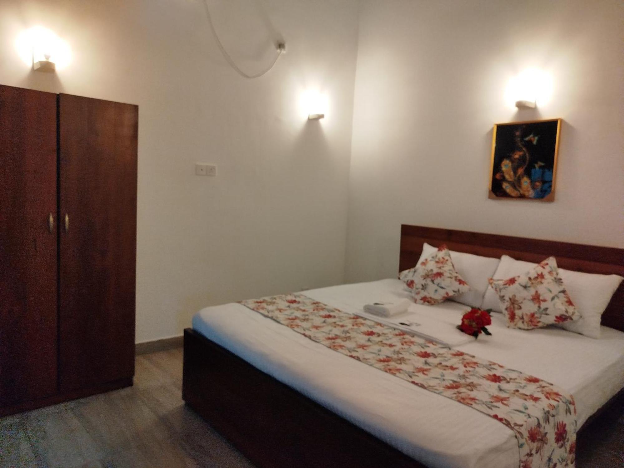 Elzangi Hotel Negombo Exterior photo